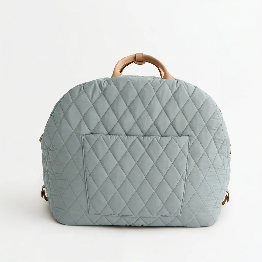 Back view recolored to pale blue-grey