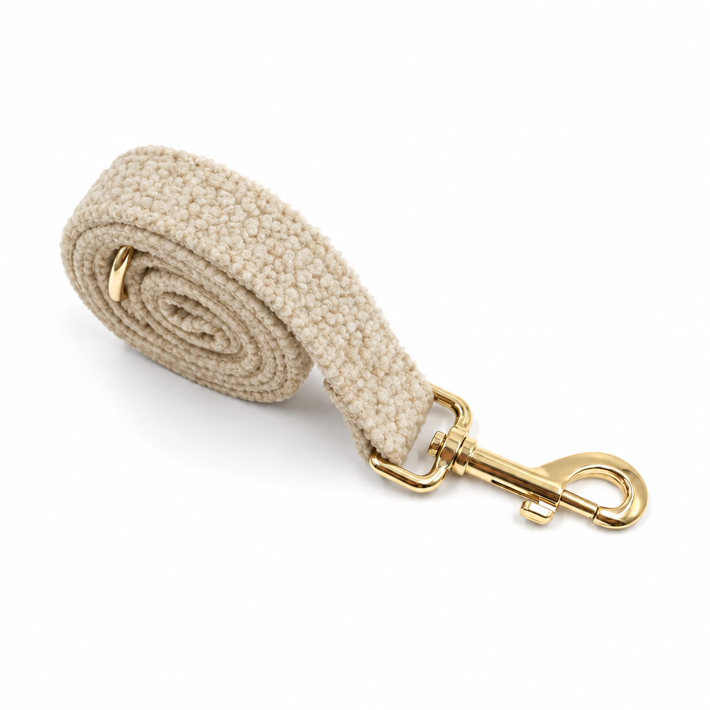 Beige teddy fleece rolled leash