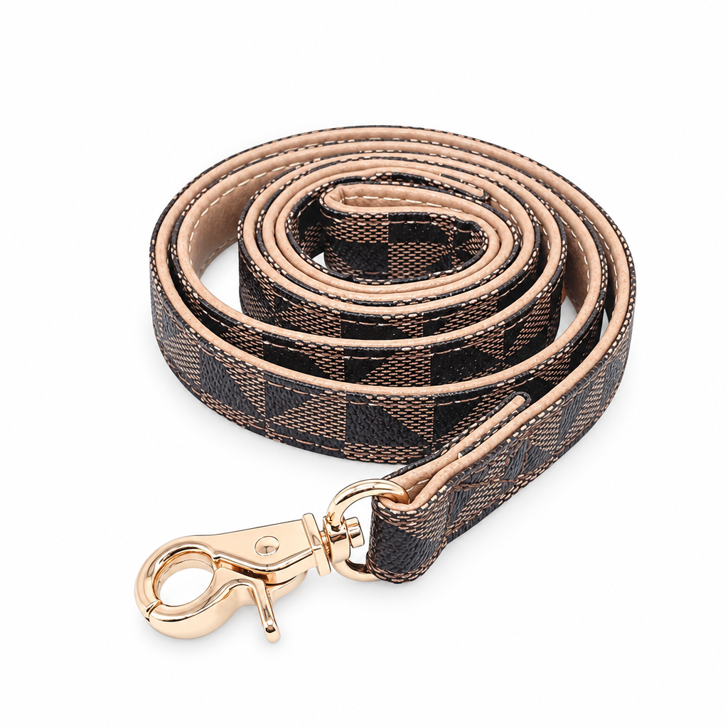 Centered dark checkered leash