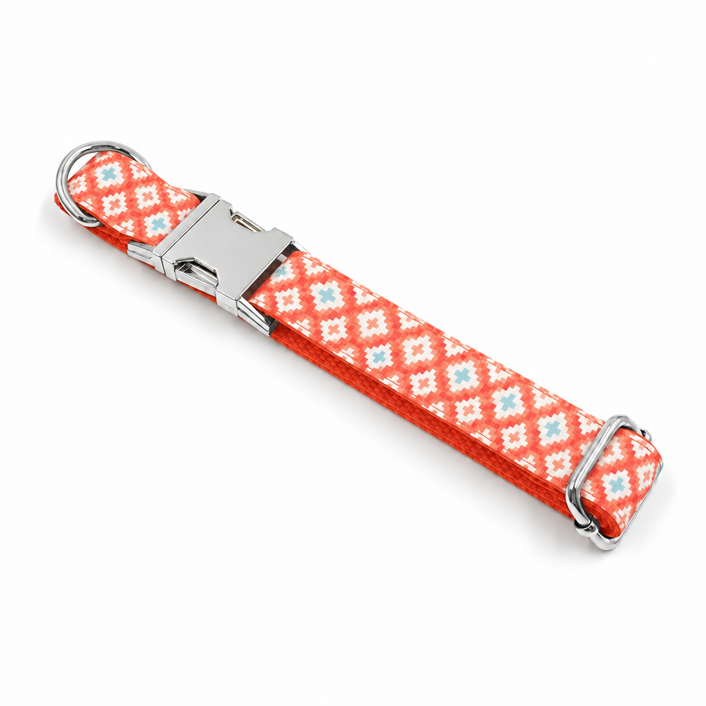 Flat collar with corrected pattern