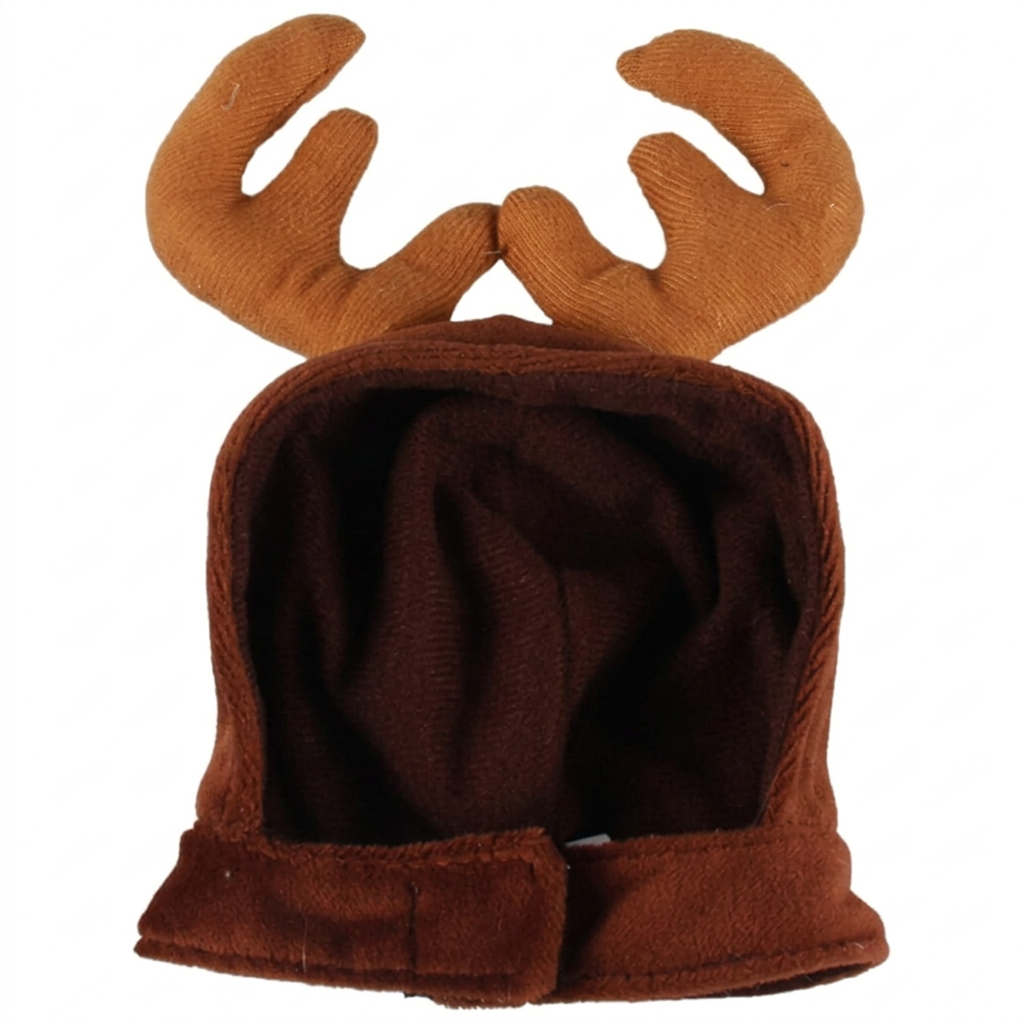 Front-view reindeer hat, square framing with lint cleanup