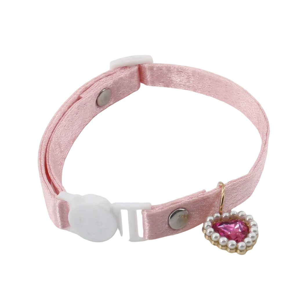 Pink collar on square white background