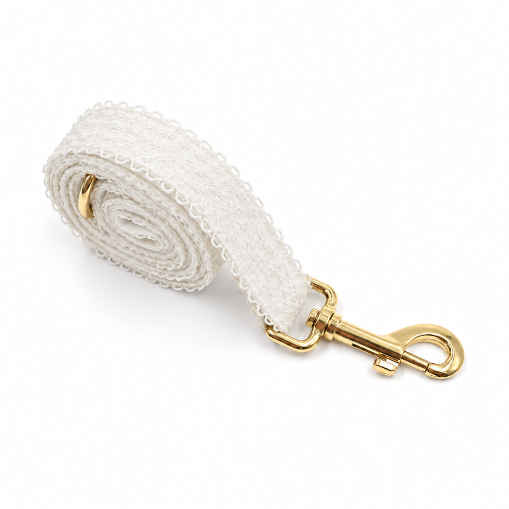 White lace rolled leash